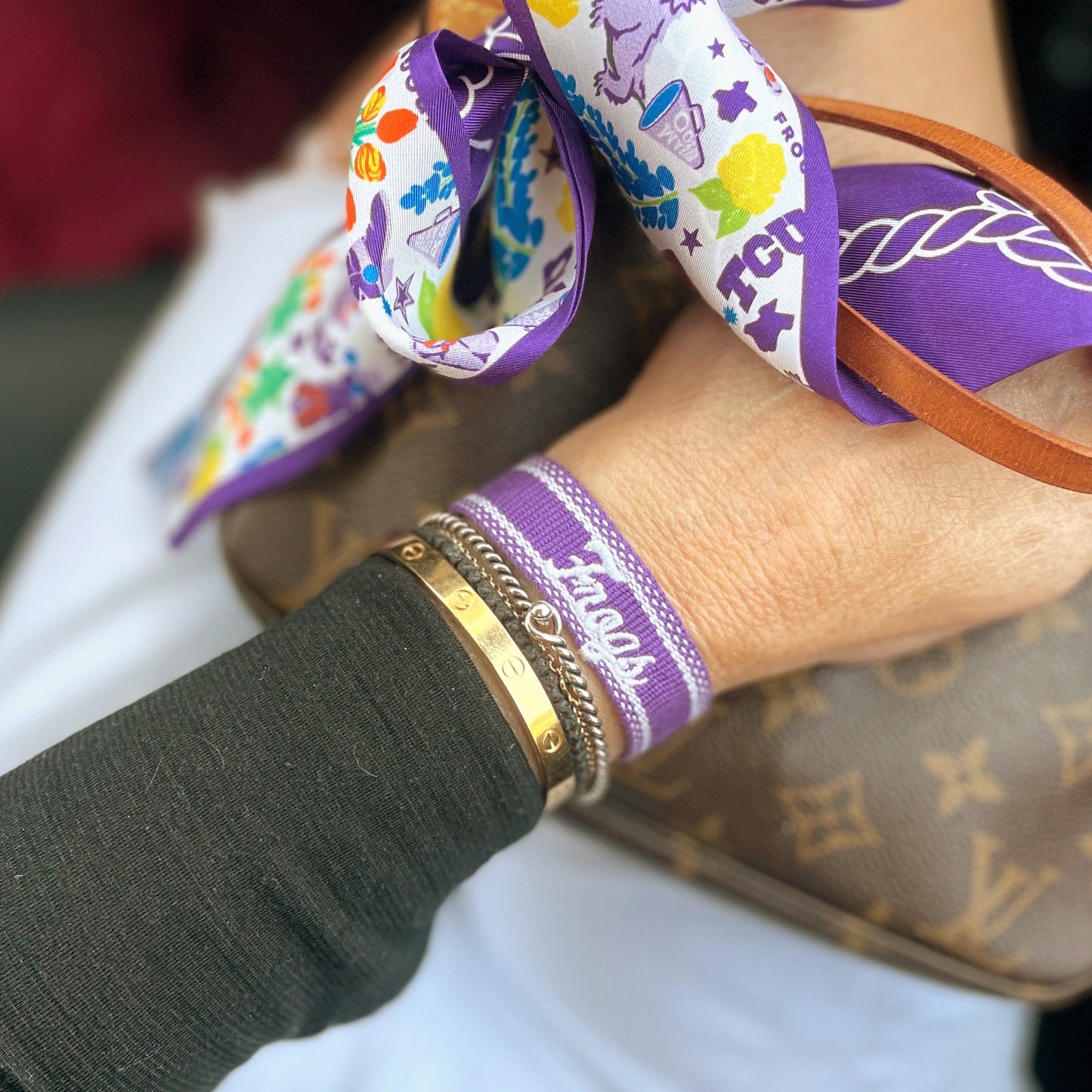 FROGS VINTAGE SCRIPT game day bracelet in perfect purple