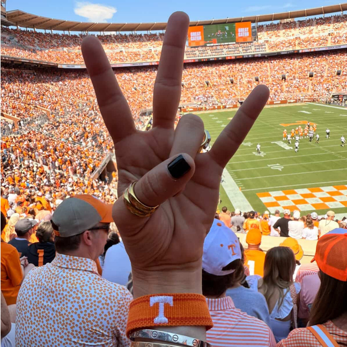 Tennessee Power T game day bracelet in orange