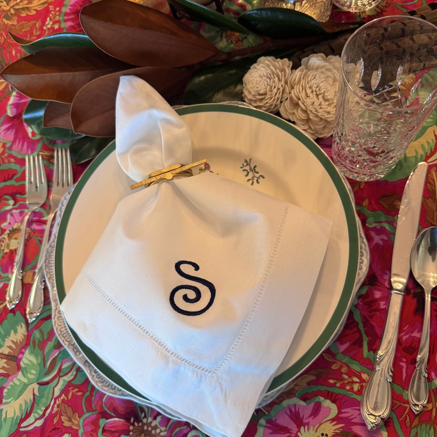 custom embroidered dinner napkin