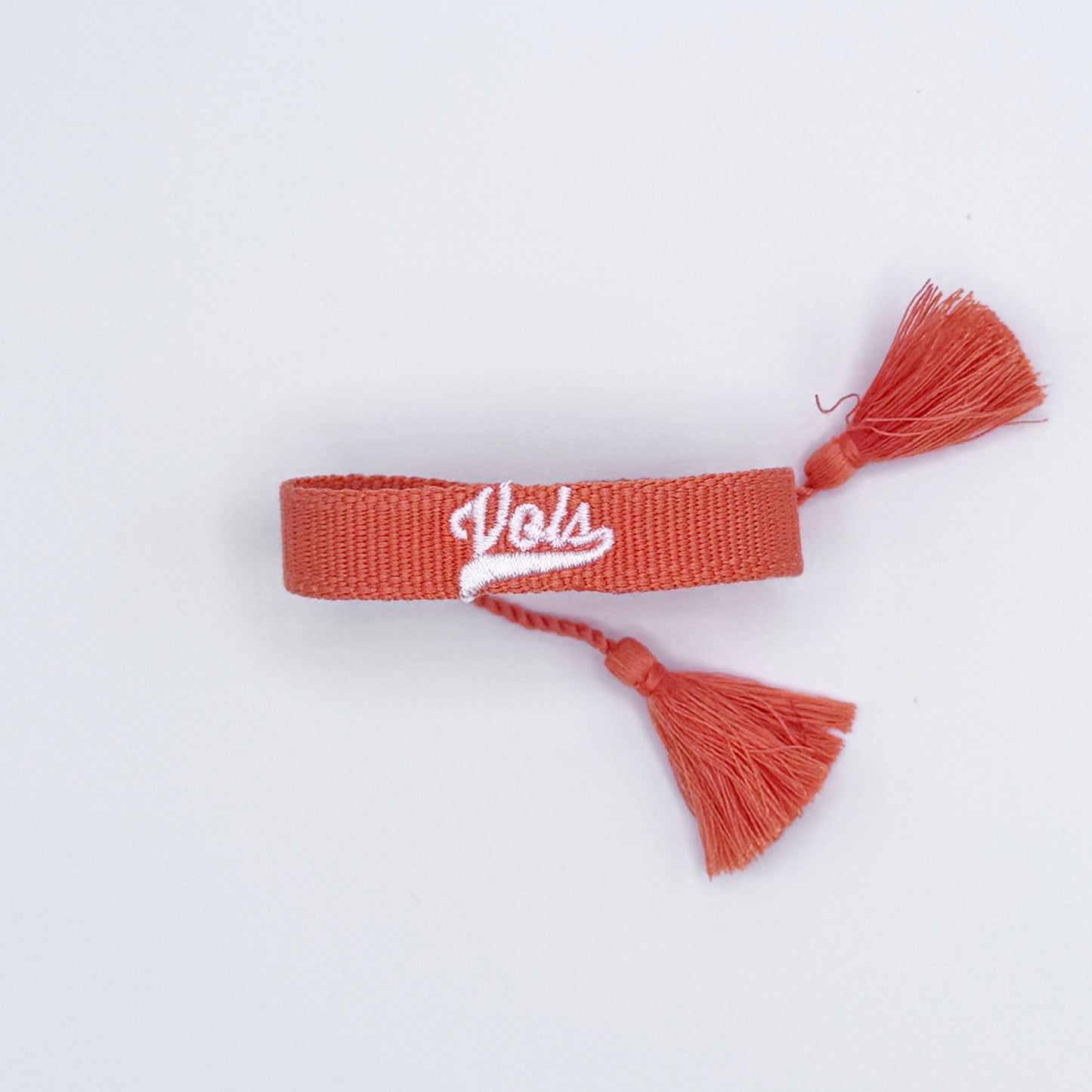 Tiny Vols script bracelet