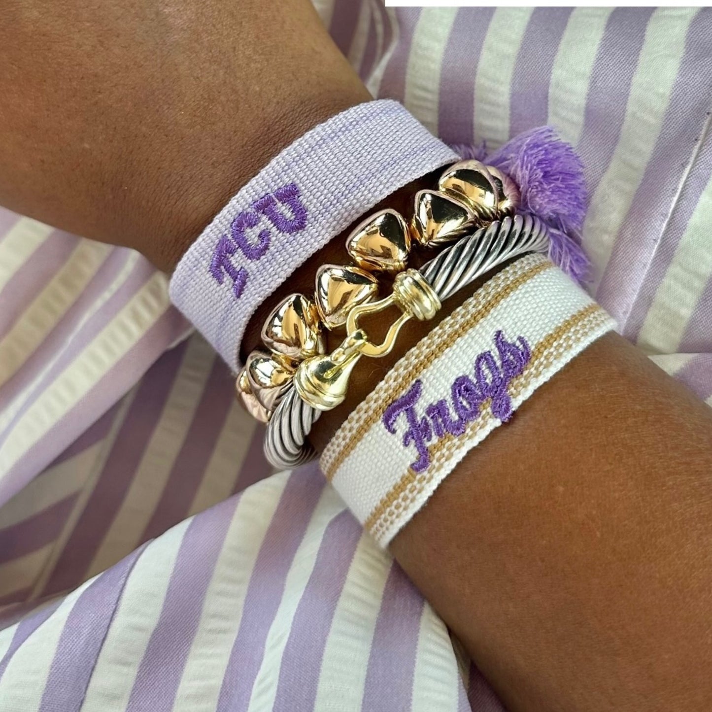 FROGS VINTAGE SCRIPT game day bracelet with gold trim